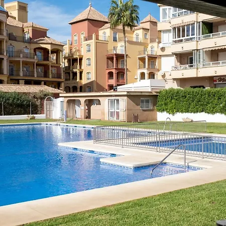 - Goldkueste Apartment *
